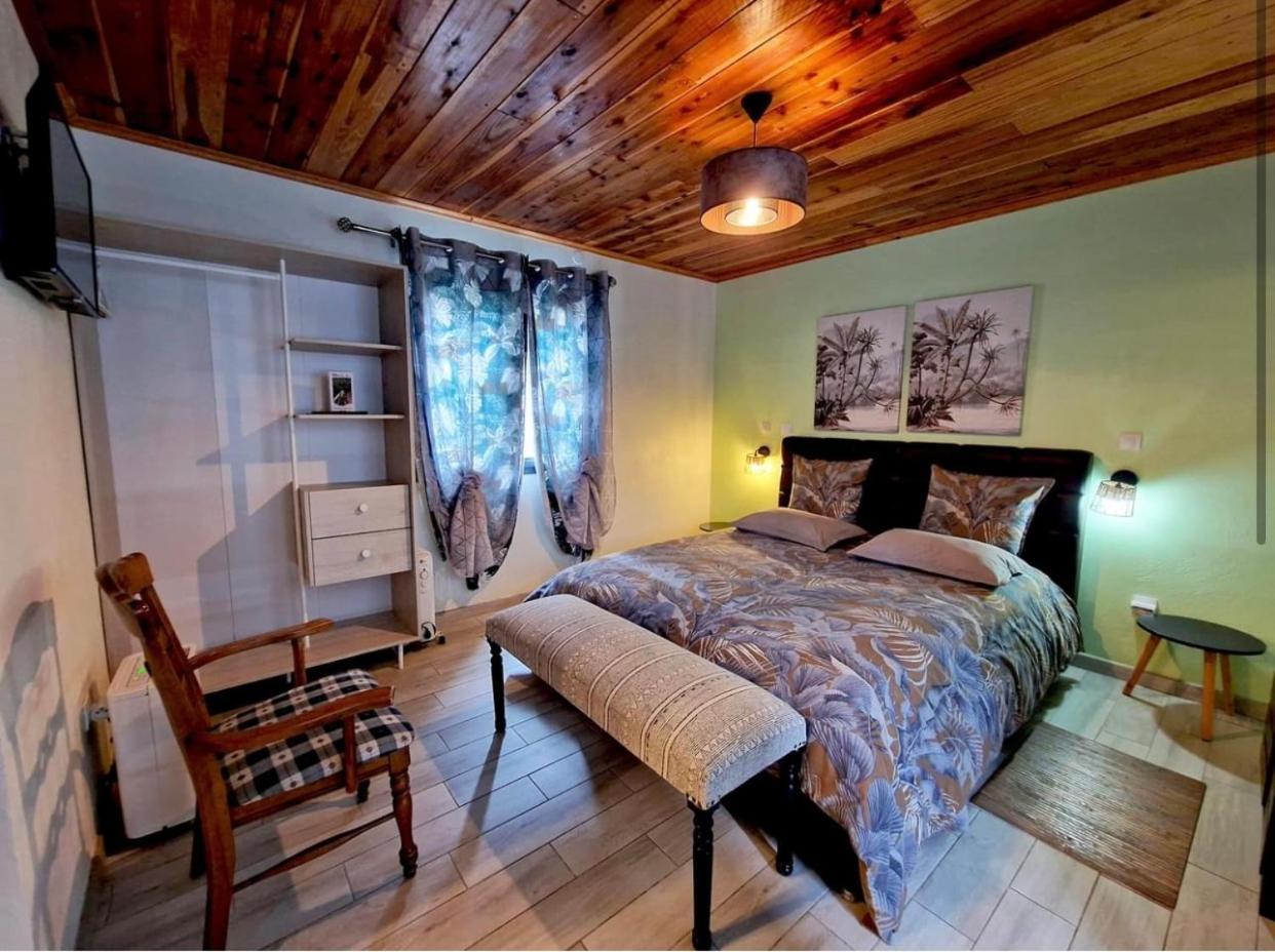Chambres Et Tables D'Hote Du Voyageur La Plaine des Palmistes Εξωτερικό φωτογραφία